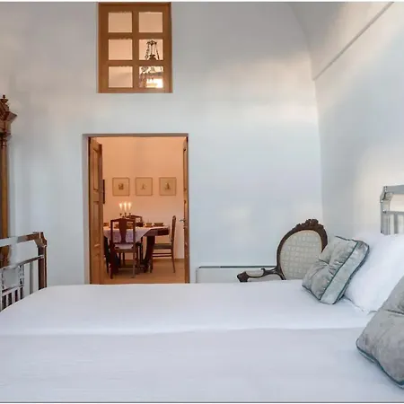 Luxury 18th Century Mansion With Pool Villa