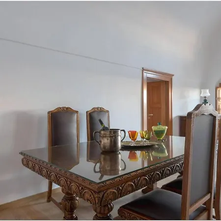 Luxury 18th Century Mansion With Pool Fira (Santorini)