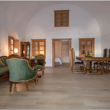 Villa Luxury 18th Century Mansion With Pool *