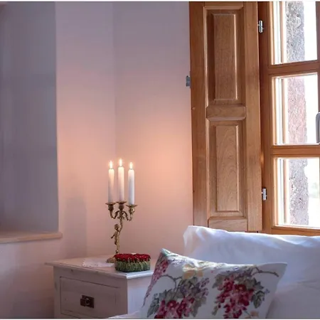 Luxury 18th Century Mansion With Pool Villa Fíra